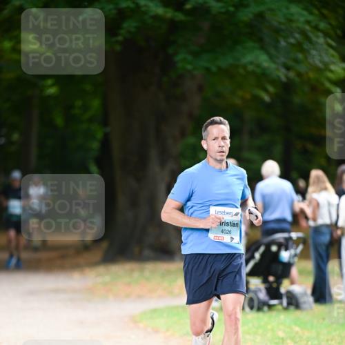 31.08.2025 - 21. Blankeneser Heldenlauf Dr. Thomas Lammeyer http://msf.ph/oto/8639293 31.08.2025 10:56:23 Laufen 4026 meine-sportfotos.de