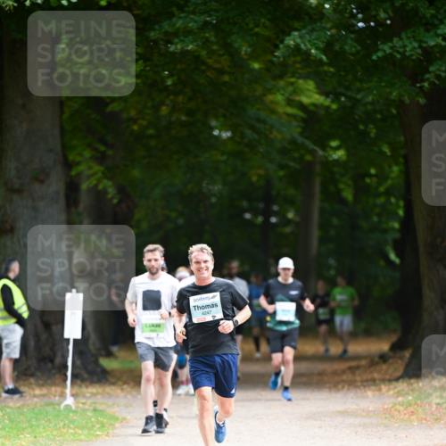 31.08.2025 - 21. Blankeneser Heldenlauf Dr. Thomas Lammeyer http://msf.ph/oto/8639301 31.08.2025 10:56:25 Laufen 4247 meine-sportfotos.de