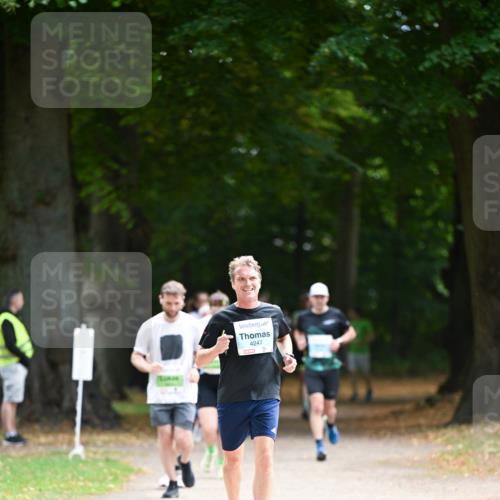 31.08.2025 - 21. Blankeneser Heldenlauf Dr. Thomas Lammeyer http://msf.ph/oto/8639305 31.08.2025 10:56:26 Laufen 4247 meine-sportfotos.de