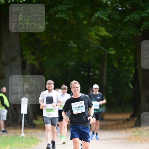 31.08.2025 - 21. Blankeneser Heldenlauf Dr. Thomas Lammeyer http://msf.ph/oto/8639309 31.08.2025 10:56:27 Laufen 4247 meine-sportfotos.de