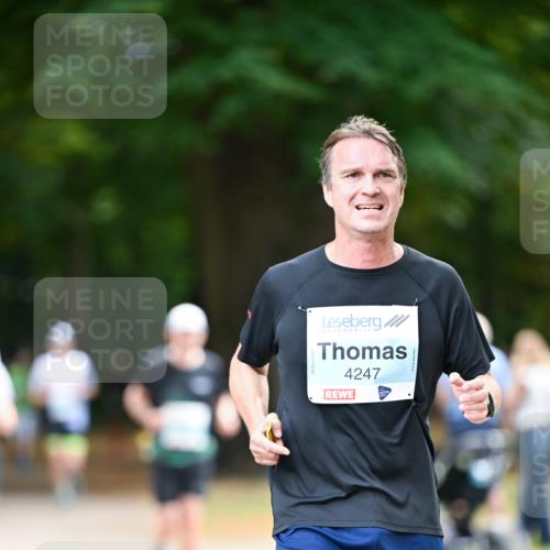 31.08.2025 - 21. Blankeneser Heldenlauf Dr. Thomas Lammeyer http://msf.ph/oto/8639321 31.08.2025 10:56:31 Laufen 4247 meine-sportfotos.de