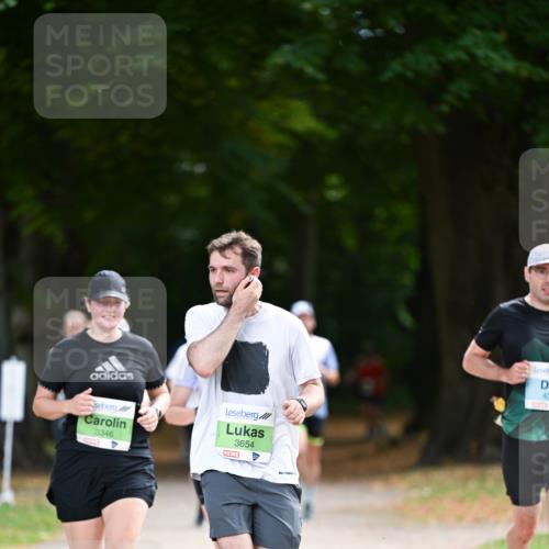 31.08.2025 - 21. Blankeneser Heldenlauf Dr. Thomas Lammeyer http://msf.ph/oto/8639328 31.08.2025 10:56:33 Laufen 3346, 3654, 43 meine-sportfotos.de