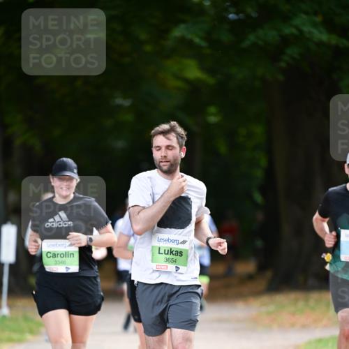 31.08.2025 - 21. Blankeneser Heldenlauf Dr. Thomas Lammeyer http://msf.ph/oto/8639330 31.08.2025 10:56:33 Laufen 3346, 3654 meine-sportfotos.de