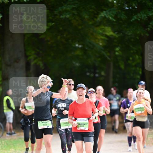 31.08.2025 - 21. Blankeneser Heldenlauf Dr. Thomas Lammeyer http://msf.ph/oto/8639435 31.08.2025 10:56:57 Laufen 3669, 3680 meine-sportfotos.de