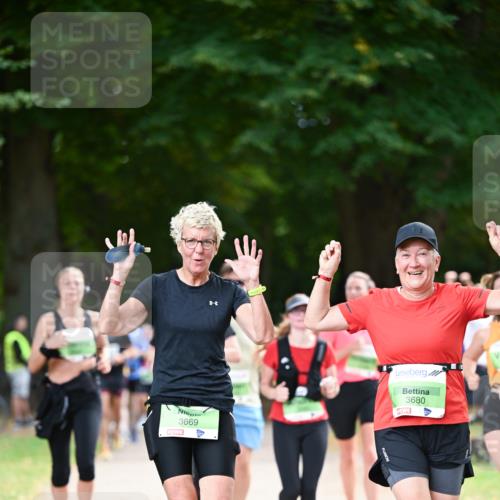 31.08.2025 - 21. Blankeneser Heldenlauf Dr. Thomas Lammeyer http://msf.ph/oto/8639444 31.08.2025 10:57:02 Laufen 3669, 3680 meine-sportfotos.de