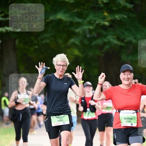 31.08.2025 - 21. Blankeneser Heldenlauf Dr. Thomas Lammeyer http://msf.ph/oto/8639445 31.08.2025 10:57:02 Laufen 3669, 3680 meine-sportfotos.de