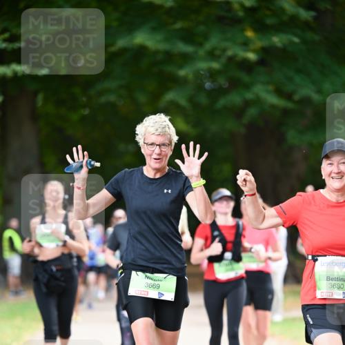 31.08.2025 - 21. Blankeneser Heldenlauf Dr. Thomas Lammeyer http://msf.ph/oto/8639448 31.08.2025 10:57:02 Laufen 3669, 3680 meine-sportfotos.de