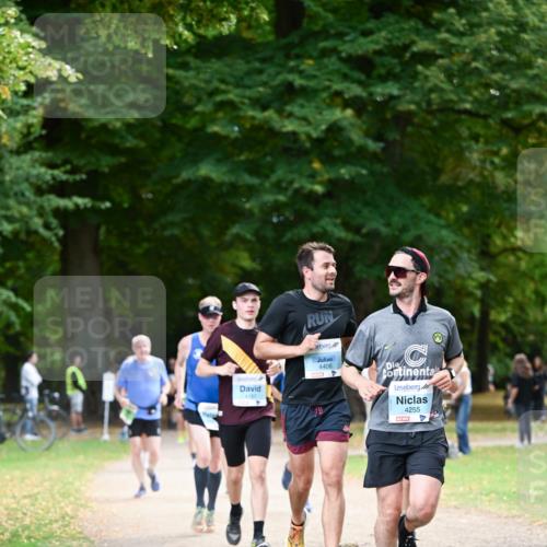 31.08.2025 - 21. Blankeneser Heldenlauf Dr. Thomas Lammeyer http://msf.ph/oto/8639473 31.08.2025 10:57:09 Laufen 4167, 4406, 4255 meine-sportfotos.de