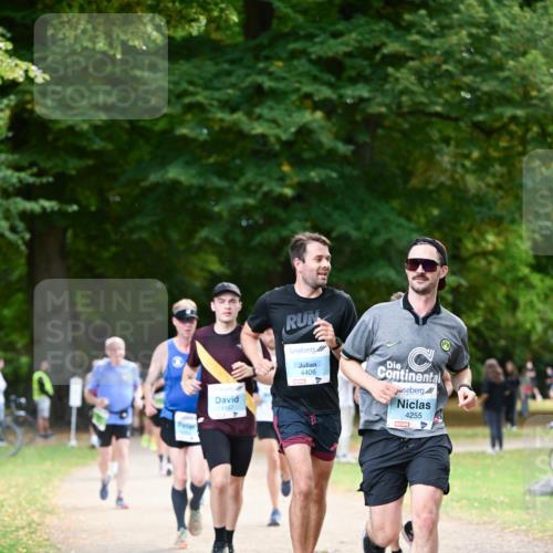 31.08.2025 - 21. Blankeneser Heldenlauf Dr. Thomas Lammeyer http://msf.ph/oto/8639475 31.08.2025 10:57:09 Laufen 4167, 4406, 4255 meine-sportfotos.de