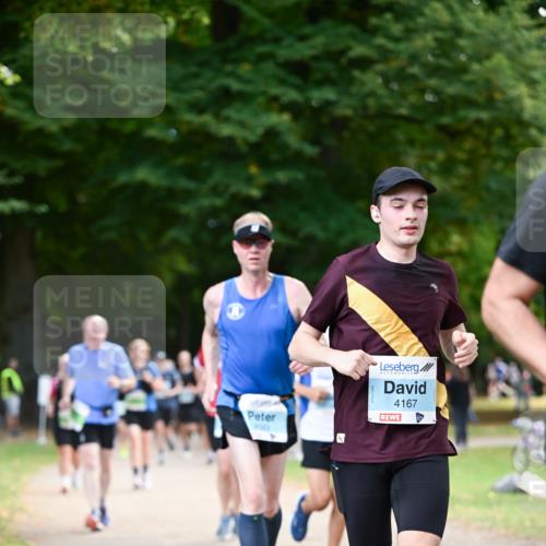 31.08.2025 - 21. Blankeneser Heldenlauf Dr. Thomas Lammeyer http://msf.ph/oto/8639486 31.08.2025 10:57:11 Laufen 4167 meine-sportfotos.de