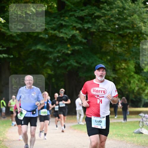 31.08.2025 - 21. Blankeneser Heldenlauf Dr. Thomas Lammeyer http://msf.ph/oto/8639497 31.08.2025 10:57:13 Laufen 1688, 4334 meine-sportfotos.de