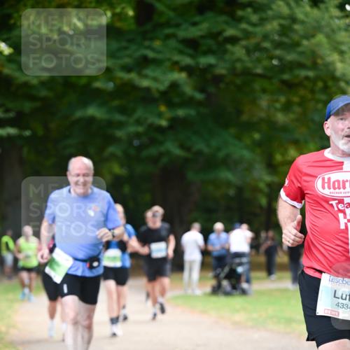 31.08.2025 - 21. Blankeneser Heldenlauf Dr. Thomas Lammeyer http://msf.ph/oto/8639504 31.08.2025 10:57:14 Laufen 4334 meine-sportfotos.de