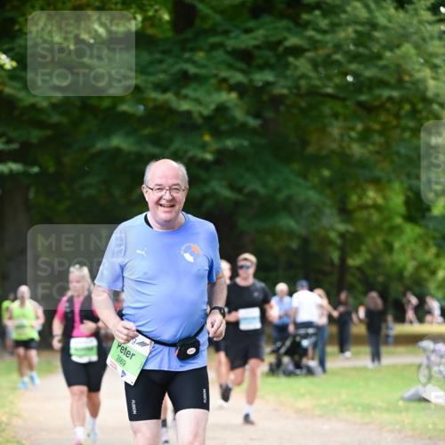 31.08.2025 - 21. Blankeneser Heldenlauf Dr. Thomas Lammeyer http://msf.ph/oto/8639510 31.08.2025 10:57:15 Laufen 3569 meine-sportfotos.de