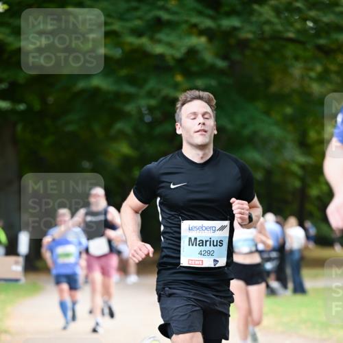 31.08.2025 - 21. Blankeneser Heldenlauf Dr. Thomas Lammeyer http://msf.ph/oto/8639642 31.08.2025 10:57:41 Laufen 4292 meine-sportfotos.de
