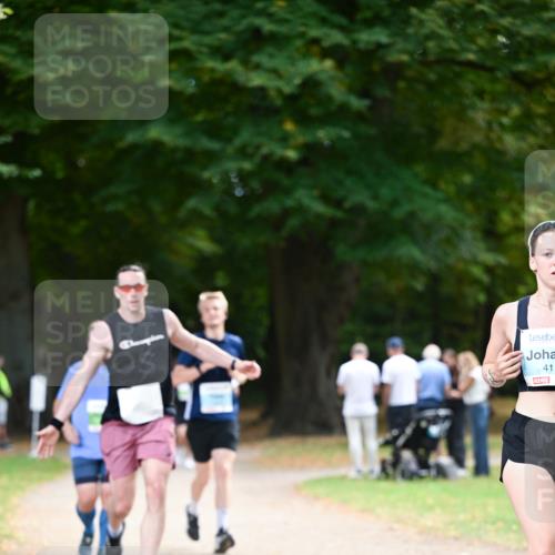 31.08.2025 - 21. Blankeneser Heldenlauf Dr. Thomas Lammeyer http://msf.ph/oto/8639652 31.08.2025 10:57:42 Laufen 411 meine-sportfotos.de
