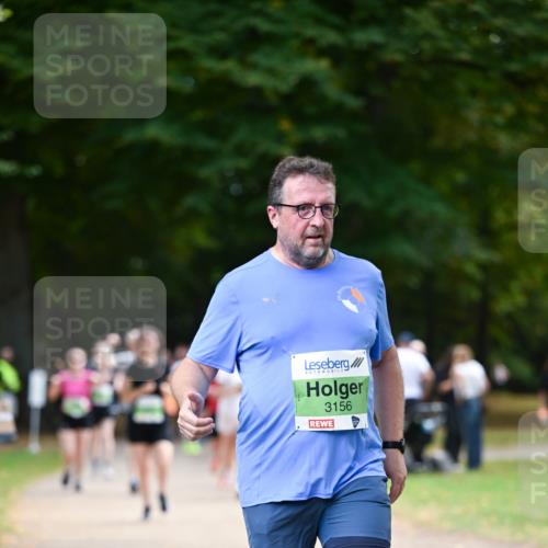 31.08.2025 - 21. Blankeneser Heldenlauf Dr. Thomas Lammeyer http://msf.ph/oto/8639673 31.08.2025 10:57:46 Laufen 3156 meine-sportfotos.de