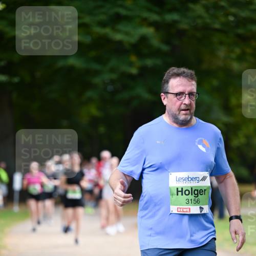 31.08.2025 - 21. Blankeneser Heldenlauf Dr. Thomas Lammeyer http://msf.ph/oto/8639675 31.08.2025 10:57:47 Laufen 3156 meine-sportfotos.de