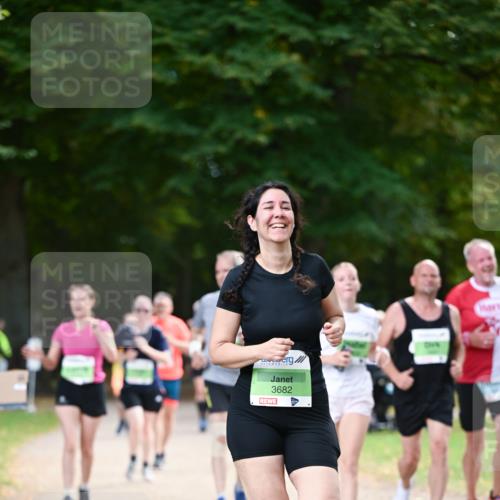 31.08.2025 - 21. Blankeneser Heldenlauf Dr. Thomas Lammeyer http://msf.ph/oto/8639688 31.08.2025 10:57:51 Laufen 3682 meine-sportfotos.de