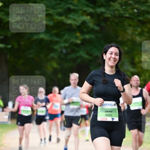 31.08.2025 - 21. Blankeneser Heldenlauf Dr. Thomas Lammeyer http://msf.ph/oto/8639691 31.08.2025 10:57:52 Laufen 3682 meine-sportfotos.de