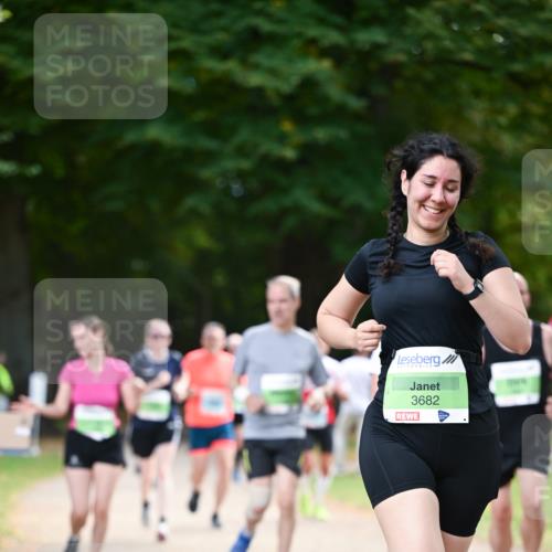 31.08.2025 - 21. Blankeneser Heldenlauf Dr. Thomas Lammeyer http://msf.ph/oto/8639692 31.08.2025 10:57:52 Laufen 3682 meine-sportfotos.de
