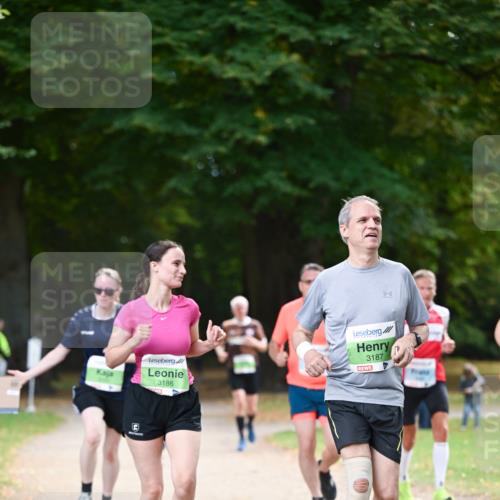 31.08.2025 - 21. Blankeneser Heldenlauf Dr. Thomas Lammeyer http://msf.ph/oto/8639702 31.08.2025 10:57:54 Laufen 3186, 3187 meine-sportfotos.de