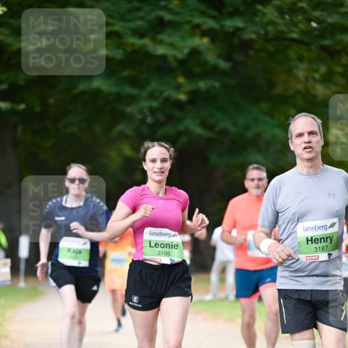 31.08.2025 - 21. Blankeneser Heldenlauf Dr. Thomas Lammeyer http://msf.ph/oto/8639708 31.08.2025 10:57:54 Laufen 3186, 3187 meine-sportfotos.de