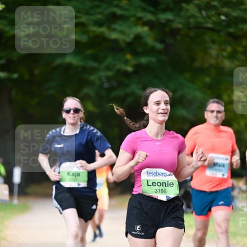 31.08.2025 - 21. Blankeneser Heldenlauf Dr. Thomas Lammeyer http://msf.ph/oto/8639714 31.08.2025 10:57:55 Laufen 3101, 3186 meine-sportfotos.de