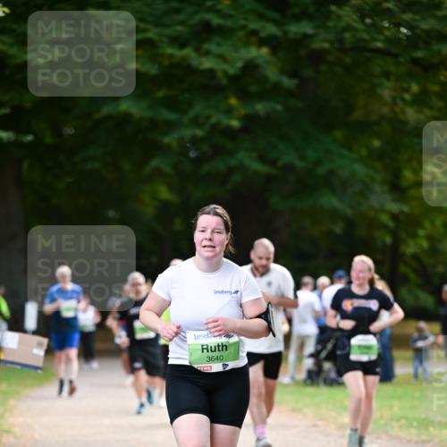 31.08.2025 - 21. Blankeneser Heldenlauf Dr. Thomas Lammeyer http://msf.ph/oto/8639759 31.08.2025 10:58:13 Laufen 3640 meine-sportfotos.de
