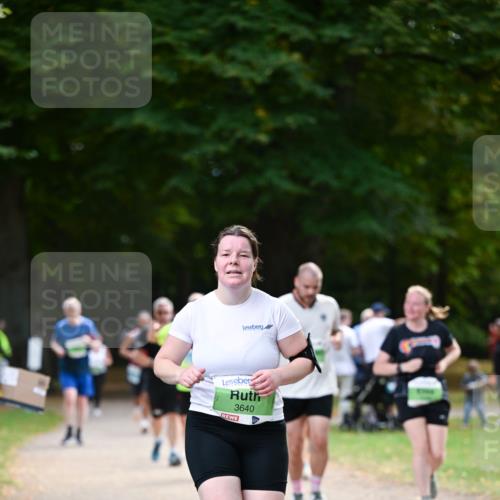 31.08.2025 - 21. Blankeneser Heldenlauf Dr. Thomas Lammeyer http://msf.ph/oto/8639761 31.08.2025 10:58:13 Laufen 3640 meine-sportfotos.de