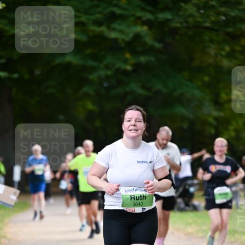 31.08.2025 - 21. Blankeneser Heldenlauf Dr. Thomas Lammeyer http://msf.ph/oto/8639764 31.08.2025 10:58:14 Laufen 3640 meine-sportfotos.de