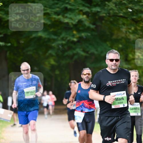 31.08.2025 - 21. Blankeneser Heldenlauf Dr. Thomas Lammeyer http://msf.ph/oto/8639801 31.08.2025 10:58:20 Laufen 2023, 3584, 3583 meine-sportfotos.de
