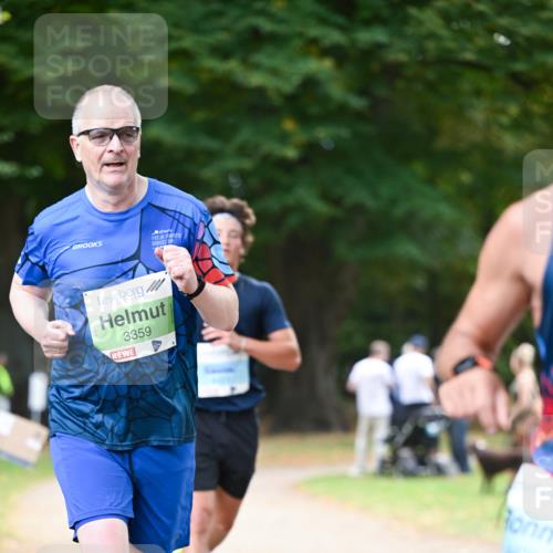 31.08.2025 - 21. Blankeneser Heldenlauf Dr. Thomas Lammeyer http://msf.ph/oto/8639816 31.08.2025 10:58:22 Laufen 3359 meine-sportfotos.de