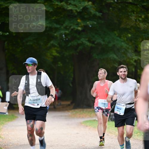 31.08.2025 - 21. Blankeneser Heldenlauf Dr. Thomas Lammeyer http://msf.ph/oto/8639840 31.08.2025 10:58:29 Laufen 4072, 4, 4256, 4414 meine-sportfotos.de