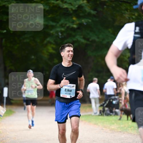 31.08.2025 - 21. Blankeneser Heldenlauf Dr. Thomas Lammeyer http://msf.ph/oto/8639853 31.08.2025 10:58:31 Laufen 4118 meine-sportfotos.de
