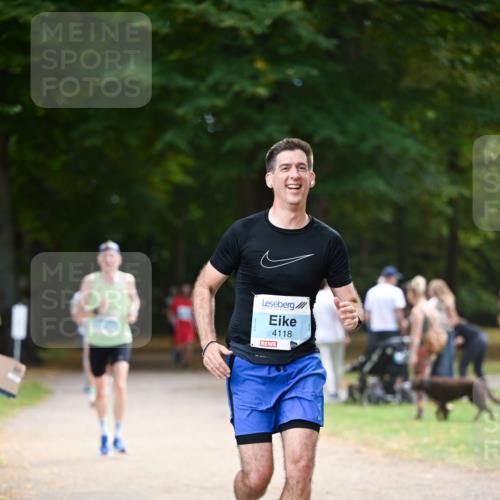 31.08.2025 - 21. Blankeneser Heldenlauf Dr. Thomas Lammeyer http://msf.ph/oto/8639855 31.08.2025 10:58:31 Laufen 4118 meine-sportfotos.de