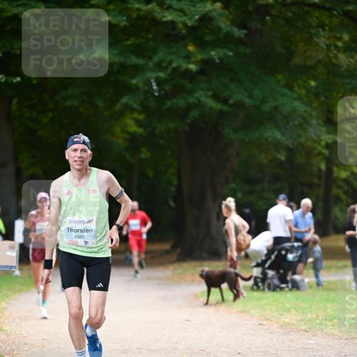 31.08.2025 - 21. Blankeneser Heldenlauf Dr. Thomas Lammeyer http://msf.ph/oto/8639860 31.08.2025 10:58:34 Laufen 4389 meine-sportfotos.de