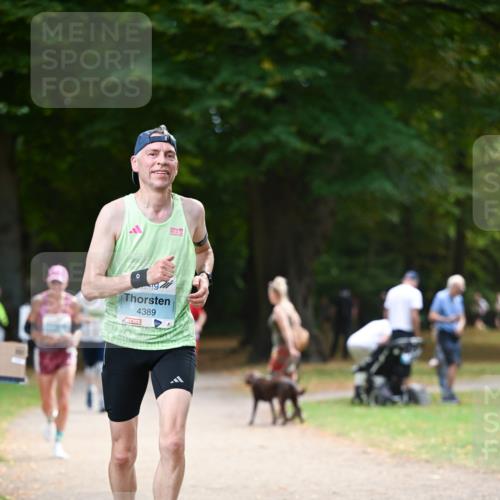 31.08.2025 - 21. Blankeneser Heldenlauf Dr. Thomas Lammeyer http://msf.ph/oto/8639866 31.08.2025 10:58:34 Laufen 4389 meine-sportfotos.de