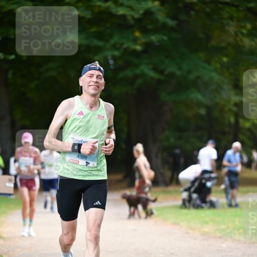 31.08.2025 - 21. Blankeneser Heldenlauf Dr. Thomas Lammeyer http://msf.ph/oto/8639867 31.08.2025 10:58:34 Laufen 4389 meine-sportfotos.de