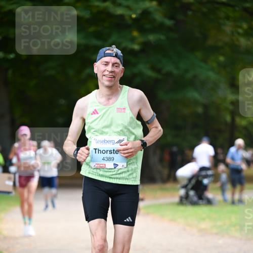31.08.2025 - 21. Blankeneser Heldenlauf Dr. Thomas Lammeyer http://msf.ph/oto/8639870 31.08.2025 10:58:35 Laufen 4389 meine-sportfotos.de