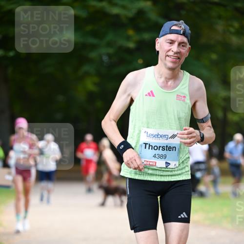31.08.2025 - 21. Blankeneser Heldenlauf Dr. Thomas Lammeyer http://msf.ph/oto/8639873 31.08.2025 10:58:35 Laufen 4389 meine-sportfotos.de
