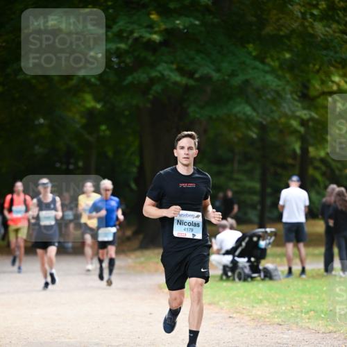 31.08.2025 - 21. Blankeneser Heldenlauf Dr. Thomas Lammeyer http://msf.ph/oto/8639932 31.08.2025 10:58:51 Laufen 4179 meine-sportfotos.de