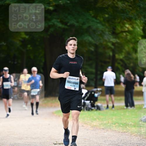 31.08.2025 - 21. Blankeneser Heldenlauf Dr. Thomas Lammeyer http://msf.ph/oto/8639937 31.08.2025 10:58:52 Laufen 4179 meine-sportfotos.de
