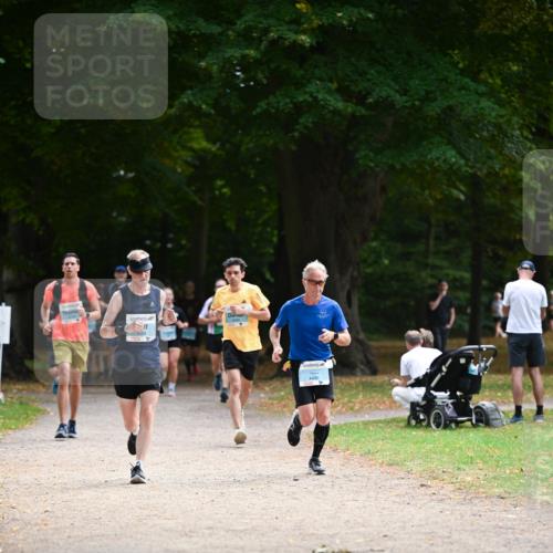 31.08.2025 - 21. Blankeneser Heldenlauf Dr. Thomas Lammeyer http://msf.ph/oto/8639944 31.08.2025 10:58:54 Laufen 4008, 4 meine-sportfotos.de