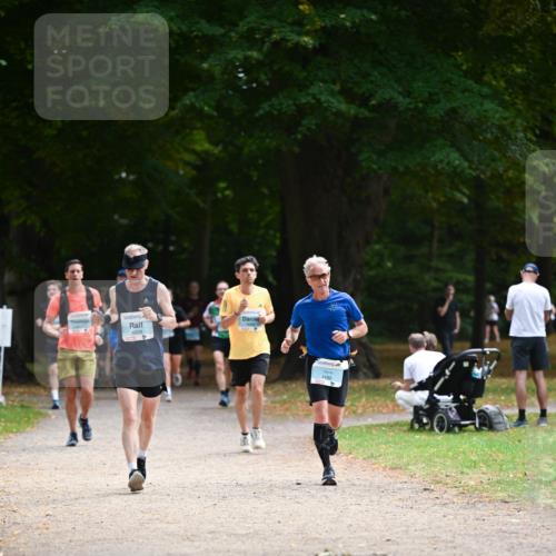 31.08.2025 - 21. Blankeneser Heldenlauf Dr. Thomas Lammeyer http://msf.ph/oto/8639946 31.08.2025 10:58:54 Laufen 4008, 4430 meine-sportfotos.de