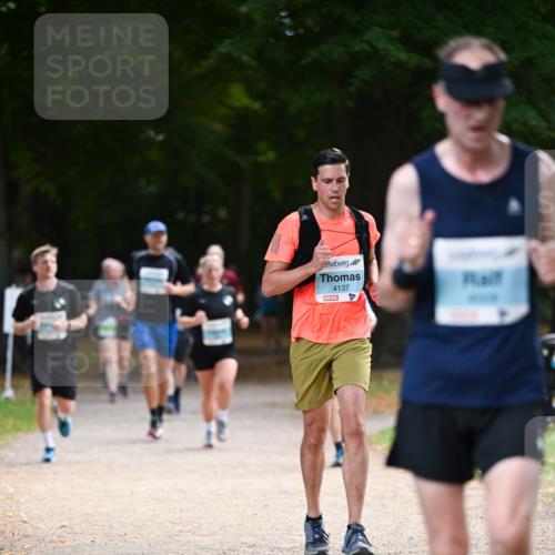 31.08.2025 - 21. Blankeneser Heldenlauf Dr. Thomas Lammeyer http://msf.ph/oto/8639964 31.08.2025 10:58:58 Laufen 4137 meine-sportfotos.de