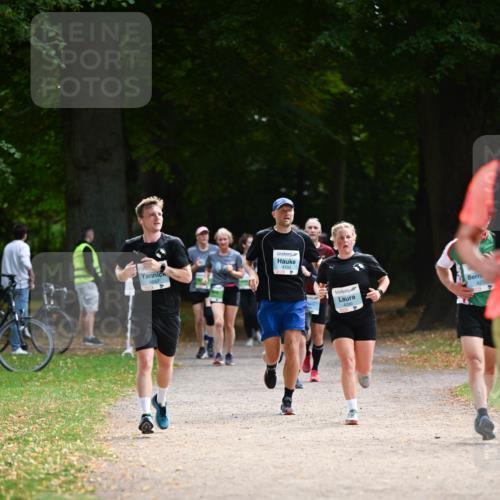 31.08.2025 - 21. Blankeneser Heldenlauf Dr. Thomas Lammeyer http://msf.ph/oto/8639971 31.08.2025 10:59:00 Laufen 4067, 4090, 427 meine-sportfotos.de