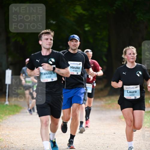 31.08.2025 - 21. Blankeneser Heldenlauf Dr. Thomas Lammeyer http://msf.ph/oto/8639991 31.08.2025 10:59:02 Laufen 4067, 4103, 4090 meine-sportfotos.de