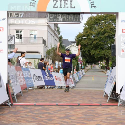 31.08.2025 - 21. Blankeneser Heldenlauf Strokosch-Dieckow http://msf.ph/oto/8639997 31.08.2025 09:45:40 Ziel 1027, 1161 meine-sportfotos.de