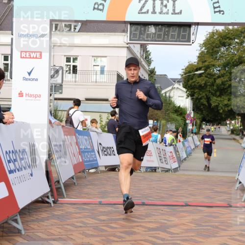 31.08.2025 - 21. Blankeneser Heldenlauf Strokosch-Dieckow http://msf.ph/oto/8640011 31.08.2025 09:45:36 Ziel 1148, 1027 meine-sportfotos.de