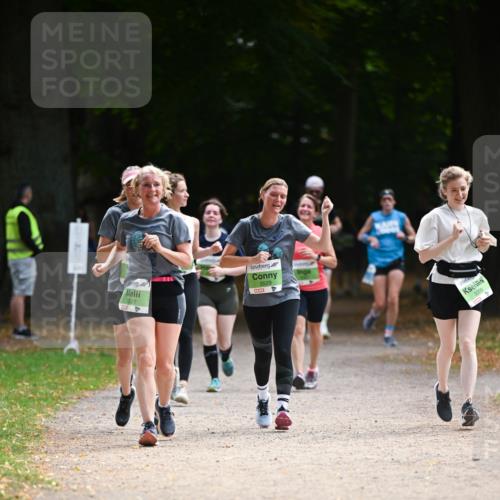 31.08.2025 - 21. Blankeneser Heldenlauf Dr. Thomas Lammeyer http://msf.ph/oto/8640017 31.08.2025 10:59:06 Laufen 3527, 3529, 3309 meine-sportfotos.de